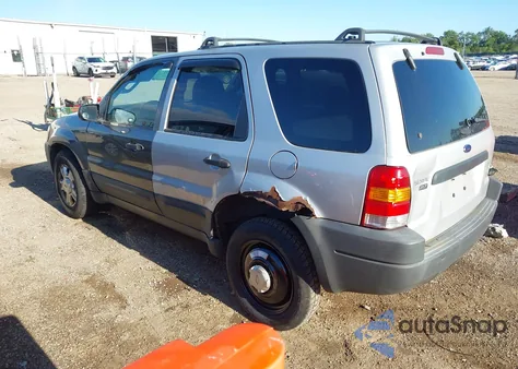 2003 Ford Escape Xlt из США, поврежденный, VIN 1FMYU93103KE04520